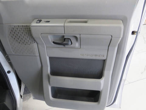 2013 Ford E-Series E-150