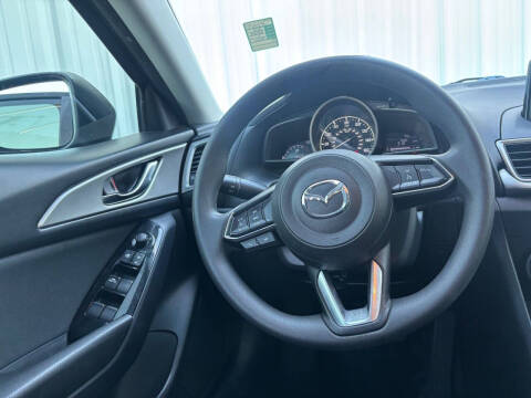 2018 Mazda MAZDA3 Sport