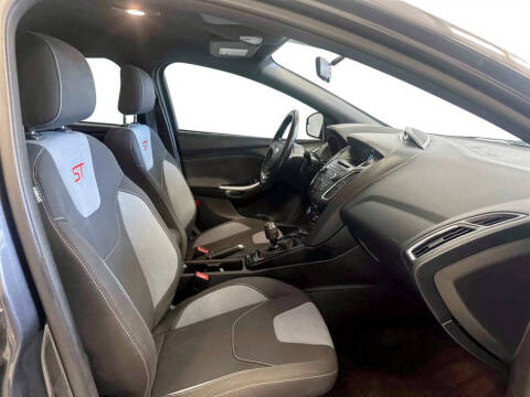 2017 Ford Focus ST