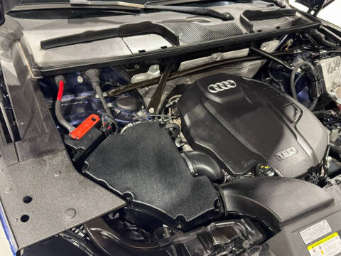 2020 Audi Q5 quattro Titanium Premium 45 TFSI