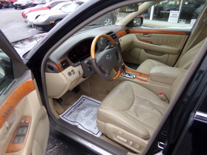 2005 Lexus LS 430