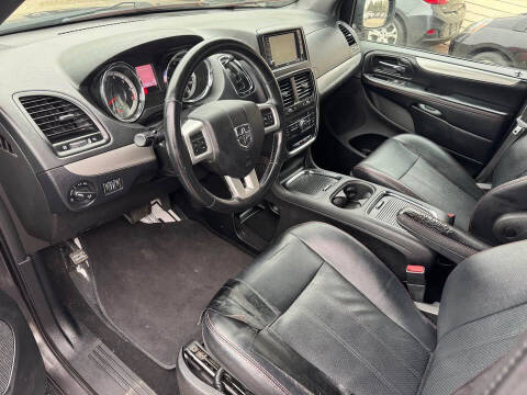 2016 Dodge Grand Caravan R/T