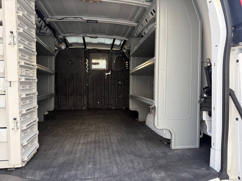 2019 Chevrolet Express 2500