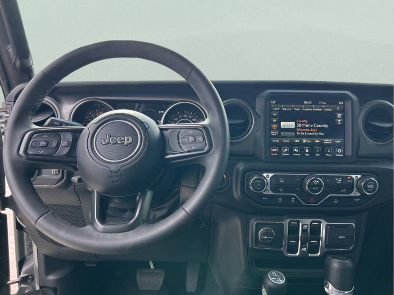 2023 Jeep Gladiator Willys