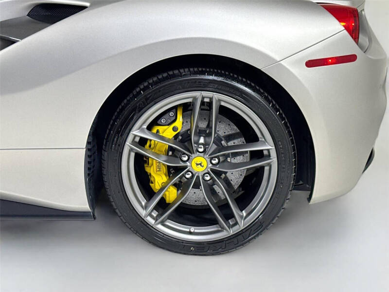 2016 Ferrari 488 GTB