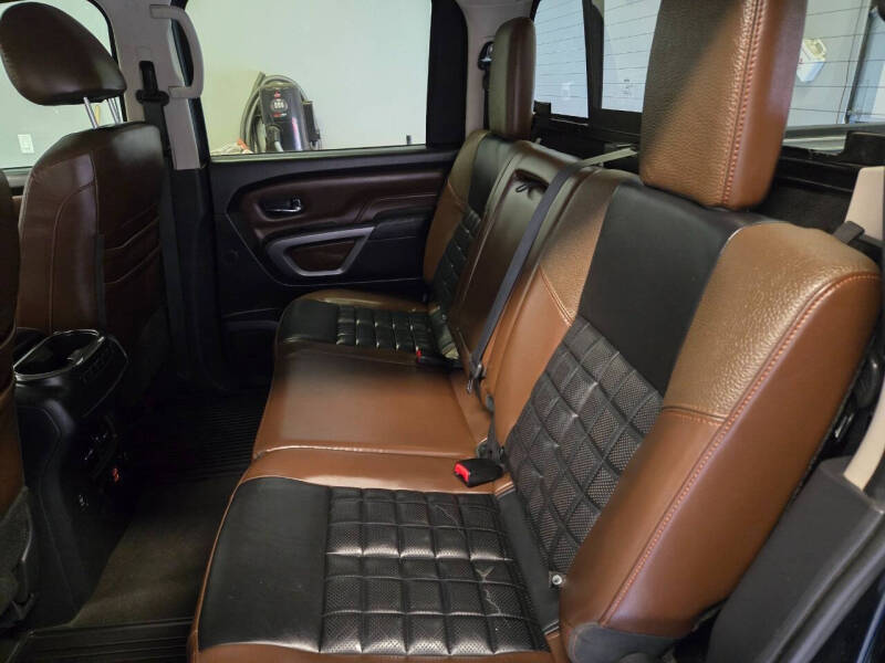 2019 Nissan Titan Platinum Reserve