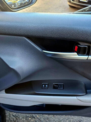 2021 Toyota Camry SE Nightshade