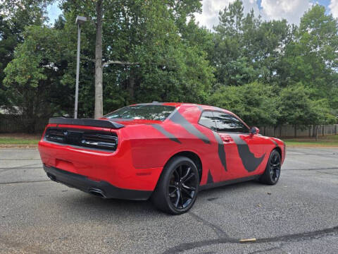2016 Dodge Challenger SXT Plus