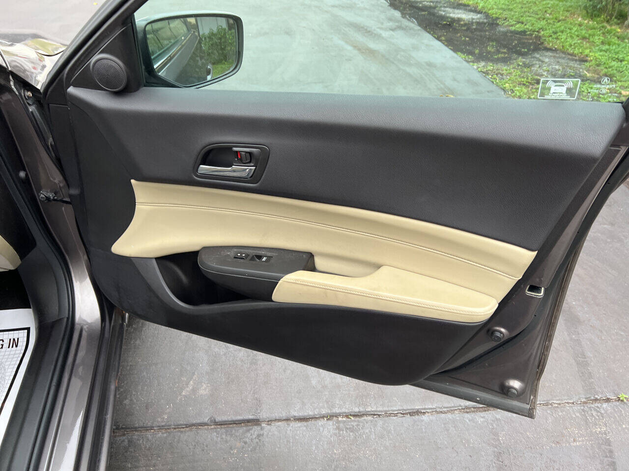 2013 Acura ILX  - $8,900