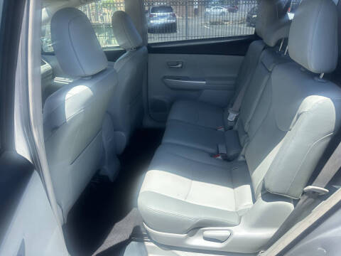 2012 Toyota Prius v Five