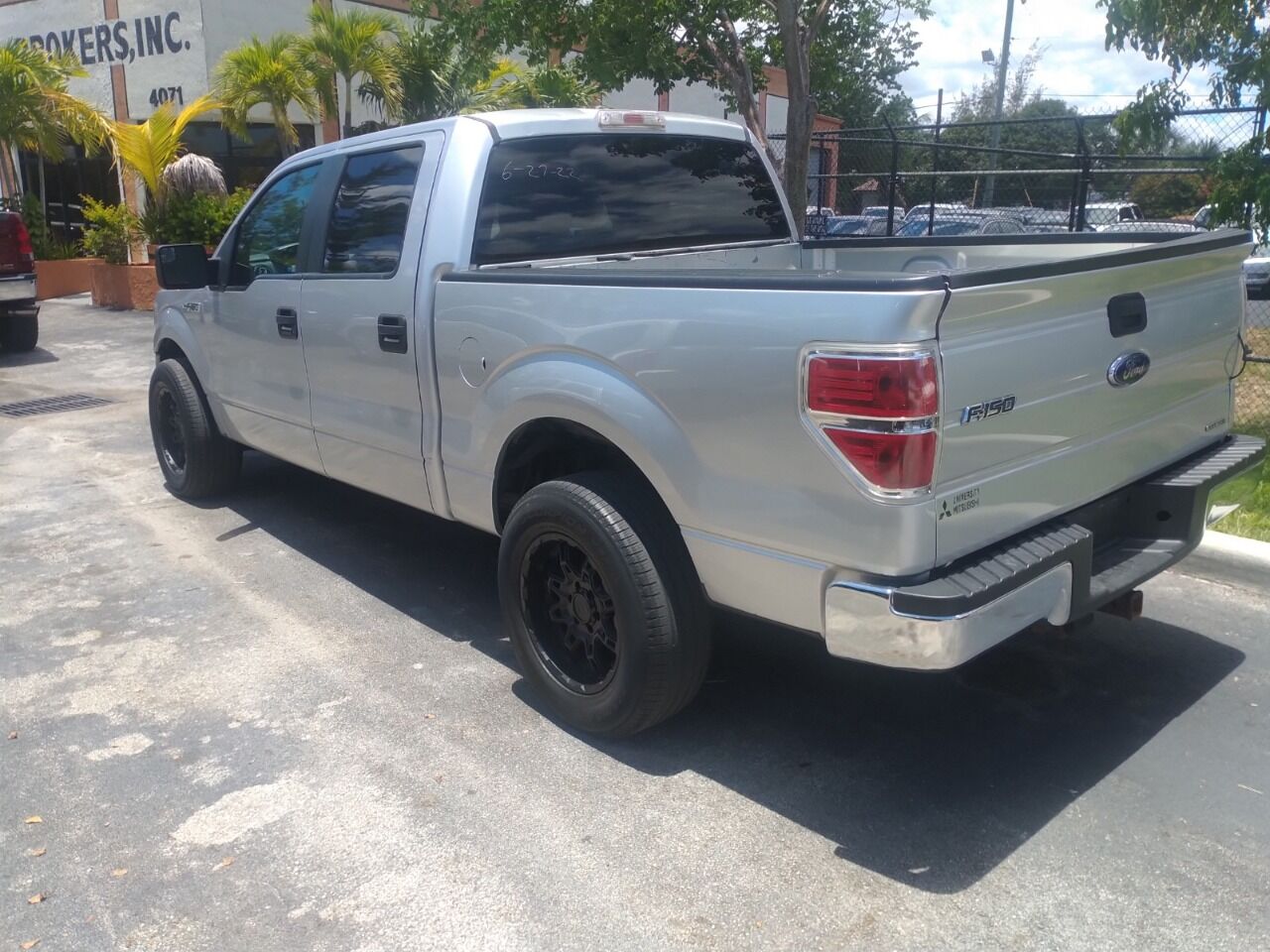 2013 Ford F-150  - $10,950