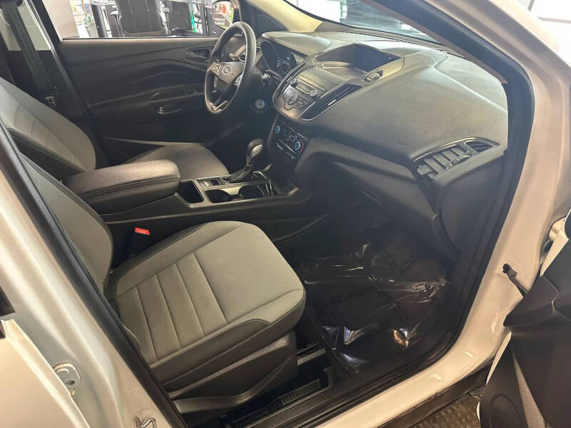 2019 Ford Escape S