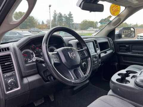 2021 RAM 1500 Classic Tradesman