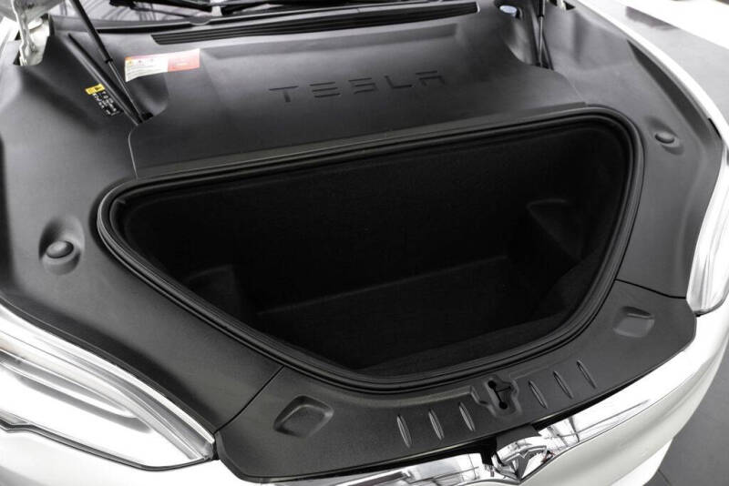 2017 Tesla Model S 90D