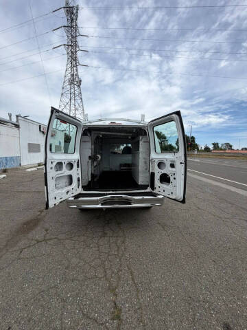 2008 Ford E-Series E-250