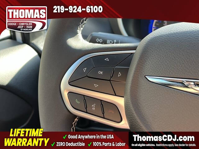 2026 Chrysler Voyager LX