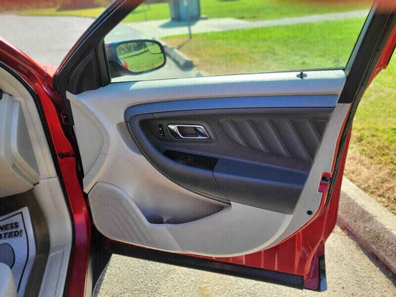 2012 Ford Taurus SEL