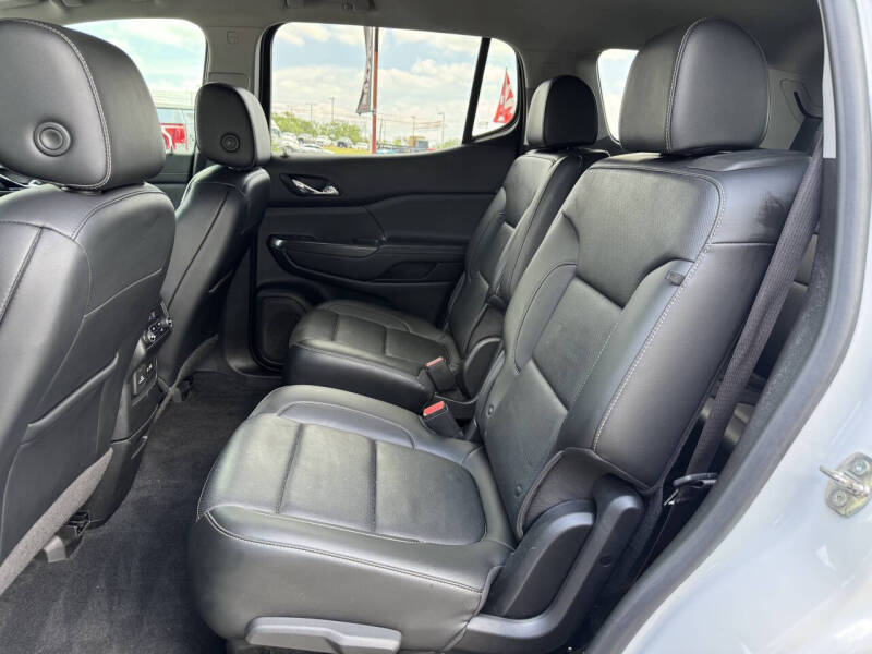 2021 GMC Acadia SLT