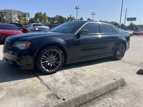 2013 Chrysler 300 C John Varvatos Limited Edition