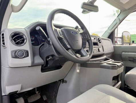 2026 Ford E-Series E-350 SD