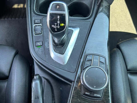 2018 BMW 3 Series 330i