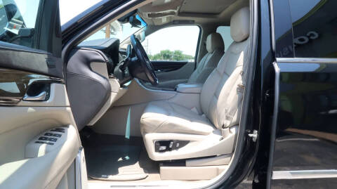 2018 Cadillac Escalade Luxury