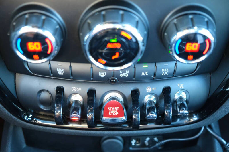 2017 MINI Clubman Cooper