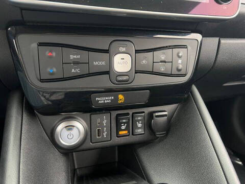 2022 Nissan LEAF SL PLUS