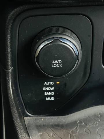 2016 Jeep Renegade Latitude 75th Anniversary