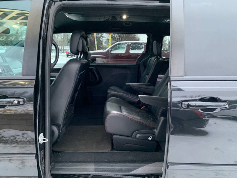 2017 Dodge Grand Caravan GT