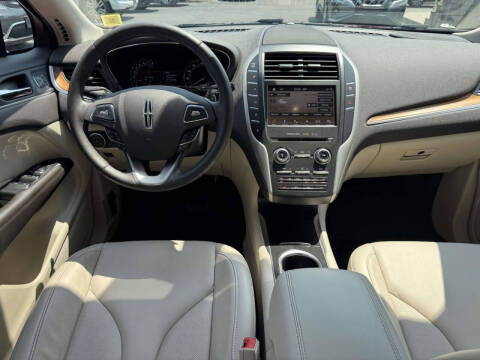 2019 Lincoln MKC Select