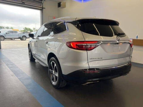 2020 Buick Enclave Essence