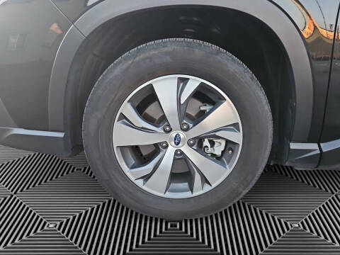 2025 Subaru Ascent Premium 8-Passenger