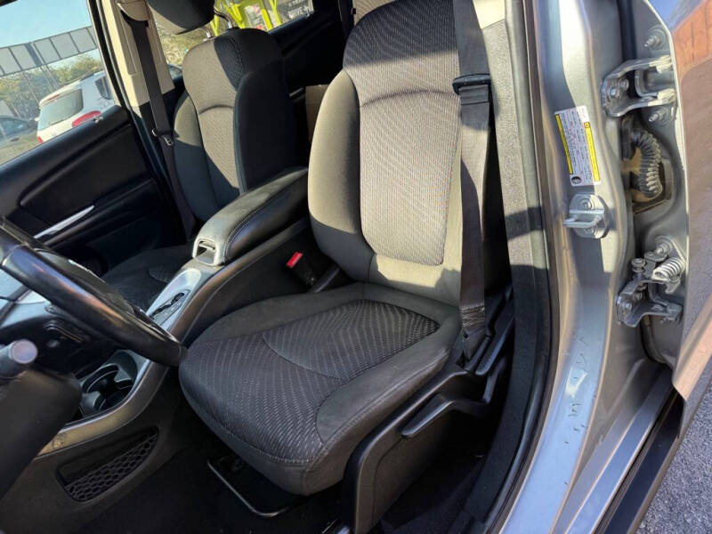 2019 Dodge Journey SE