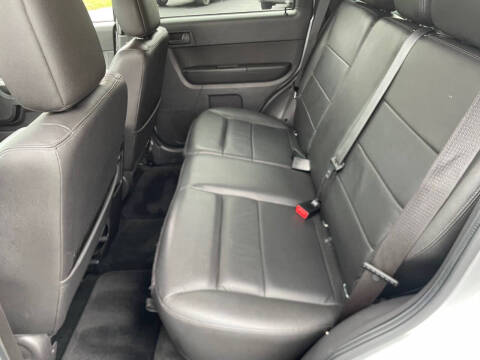 2011 Ford Escape XLT