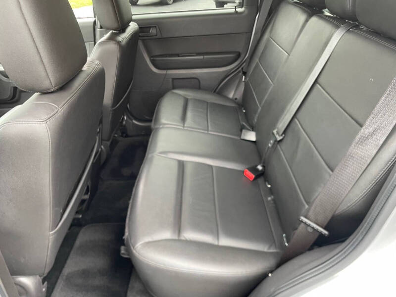 2011 Ford Escape XLT