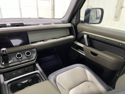 2022 Land Rover Defender 90 X-Dynamic HSE