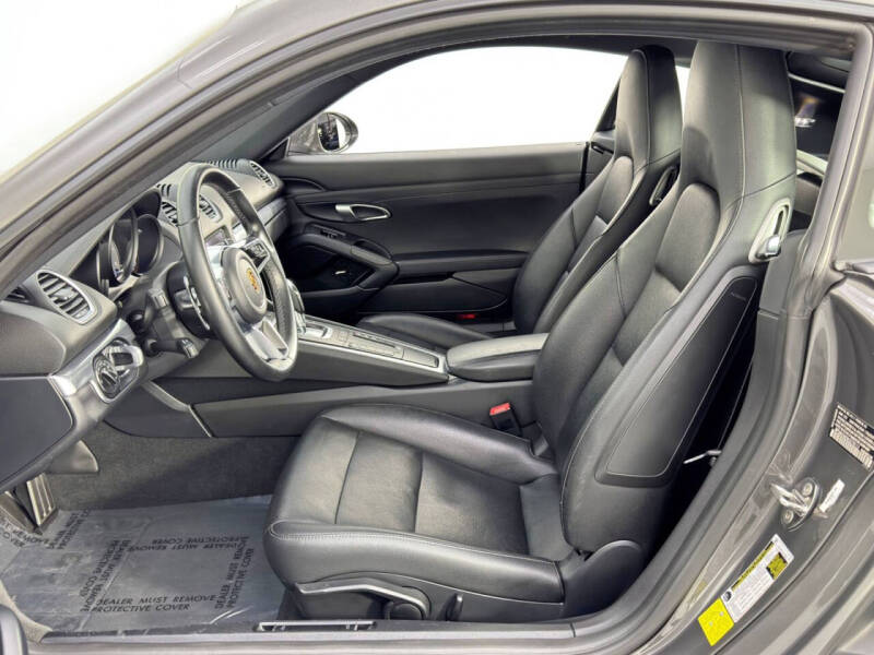 2019 Porsche 718 Cayman S