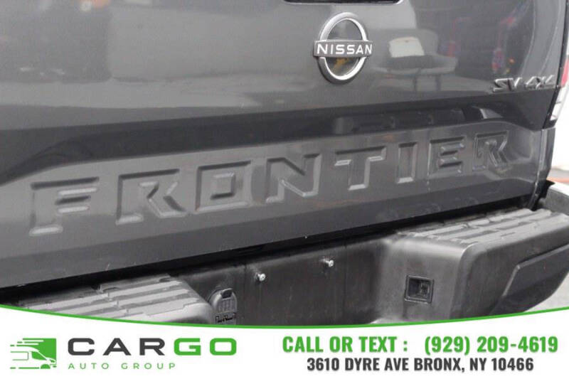 2022 Nissan Frontier SV