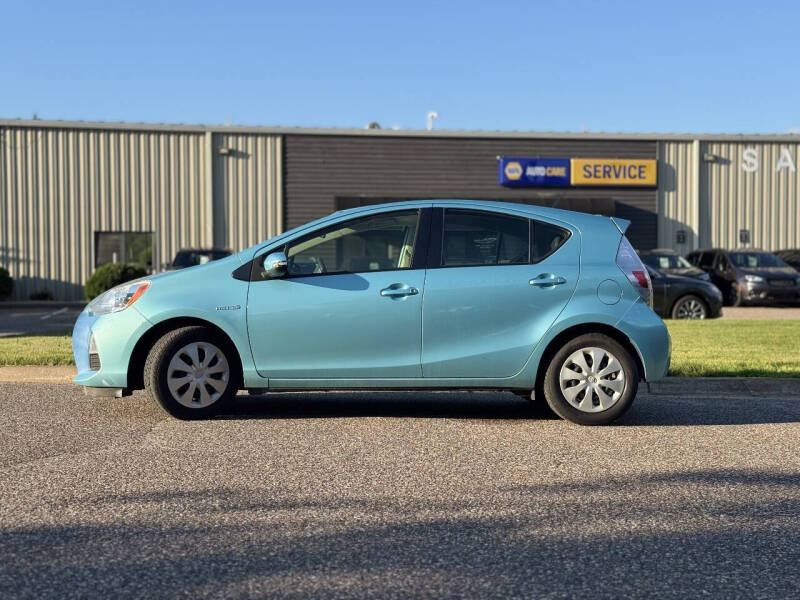 2013 Toyota Prius c One
