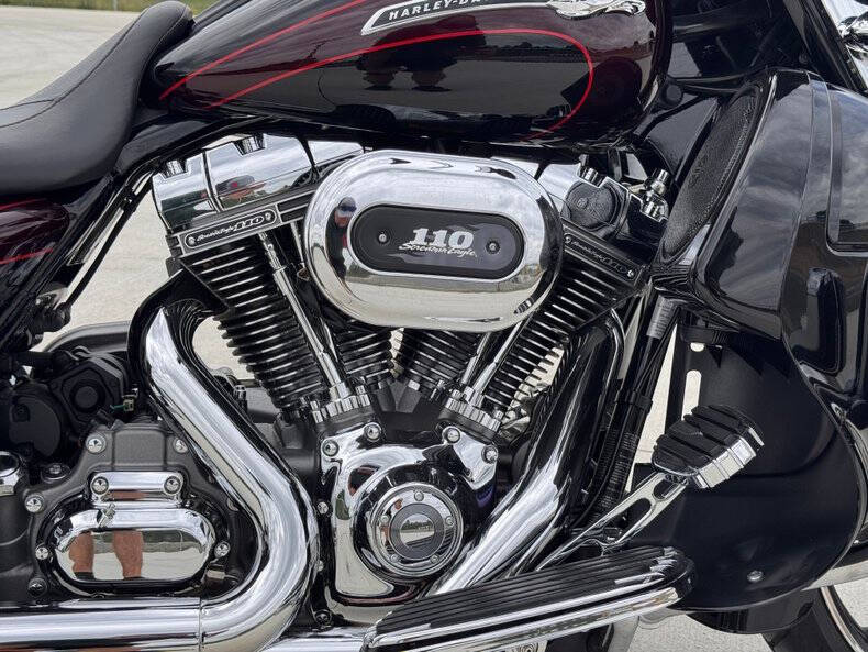 2011 Harley-Davidson Street Glide CVO