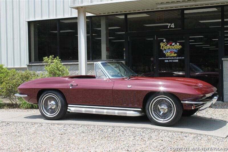 1965 Chevrolet Corvette 19
