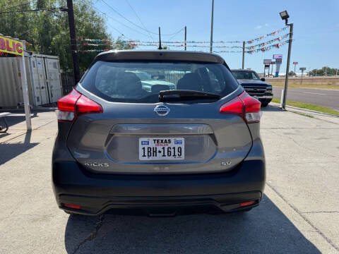 2019 Nissan Kicks SV