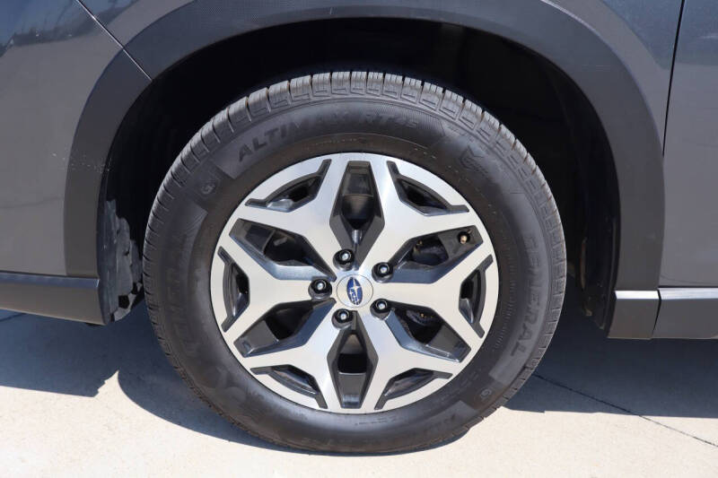 2024 Subaru Forester Premium