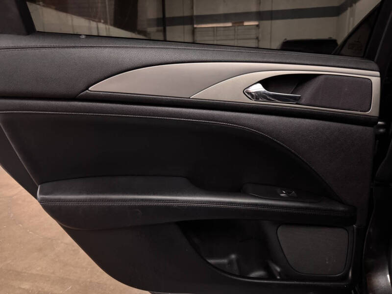 2017 Lincoln MKZ Premiere