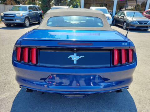 2015 Ford Mustang V6