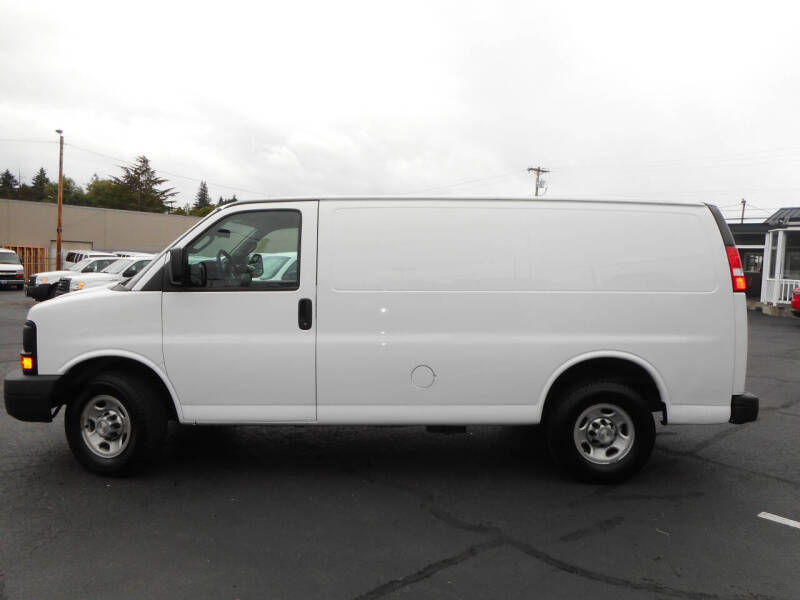 2016 Chevrolet Express 2500