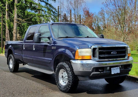 2001 Ford F-250 Super Duty for sale at CLEAR CHOICE AUTOMOTIVE in Milwaukie OR