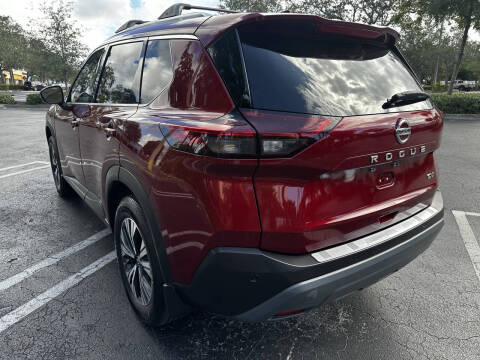 2021 Nissan Rogue SV