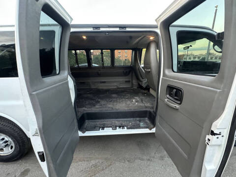 2015 Chevrolet Express LS 3500